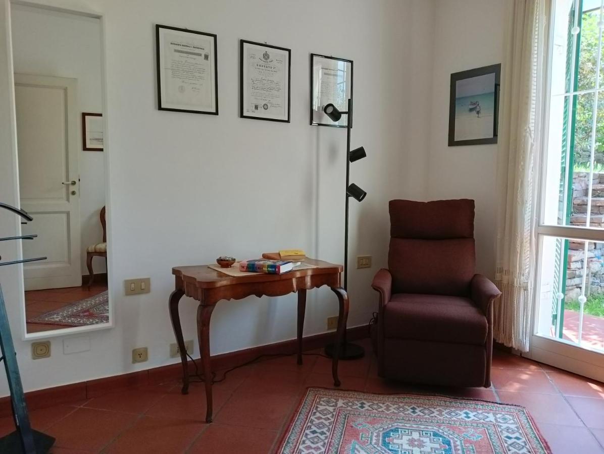 Villetta Con Giardino A Due Passi Dal Mare Imperia Exteriör bild